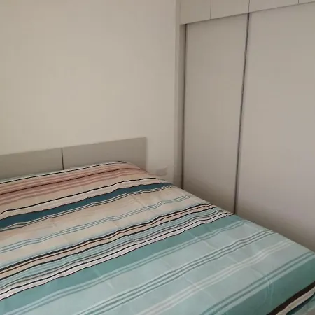Luxury Three Bedrooms In Amazing Alsancak Place アパート